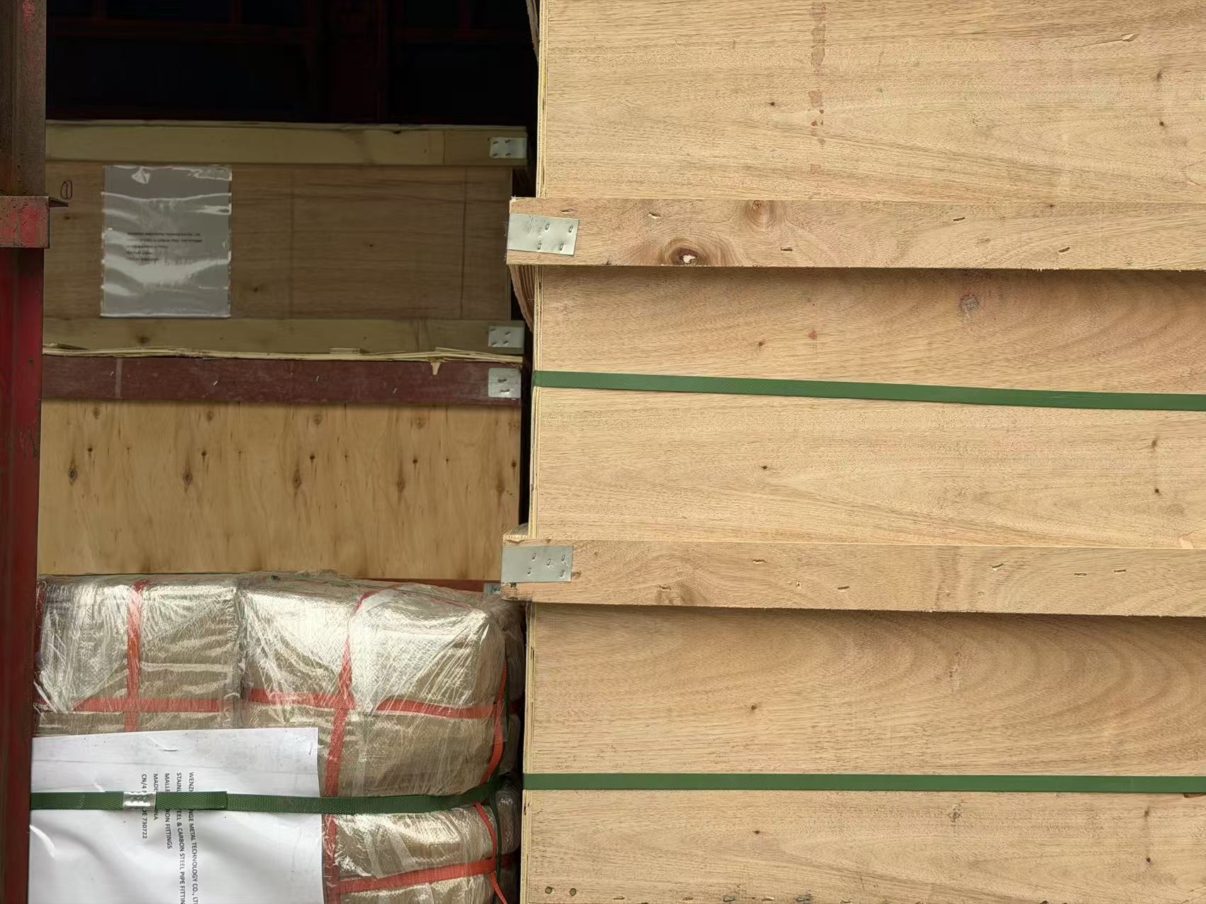 Accesorios para tuberías y conectores hidráulicos de varias categorías enviados a Vietnam Accesorios para tuberías y conectores hidráulicos de varias categorías enviados a Vietnam